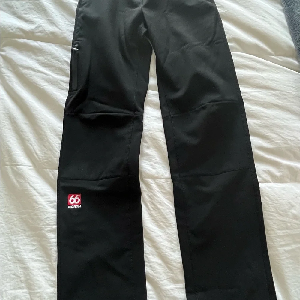 Women’s Black 66 North Polartec Glymur ski/snowboard Pants - Picture 3 of 14